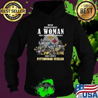 Never underestimate a woman who understands football who loves pittsburgh steeler signaturess Hoodie