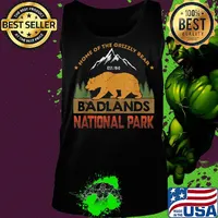 Home of the grizzly bear est 1910 badlands national park s Tank top