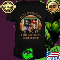 Never underestimate a man who reads stephen king books vintage retro shirt