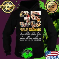 35 years of 1985 2020 the goonies thank you for the memories signatures s Hoodie
