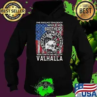 One Does Not Fear Death While His Brothers Await Him In The Halls Of Valhalla Skull Viking Shirt Hoodie