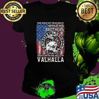 One Does Not Fear Death While His Brothers Await Him In The Halls Of Valhalla Skull Viking Shirt Ladies tee