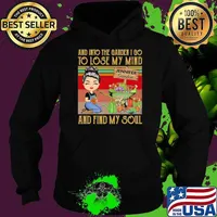 And into the garden I go to lose my mind and find my soul jennifer garden vintage s Hoodie