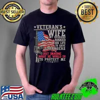 Awesome proud Veteran Wife veteran of the army Boots US soldier T-Shirt Unisex