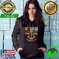 Official proud Mom Navy Family Proud Navy Mother for Moms of Sailors T-Shirt