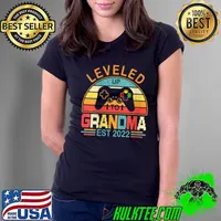 Vintage Leveled Up To Grandma Est. 2022 Video Gamer Grandma T Shirt Ladies Tee