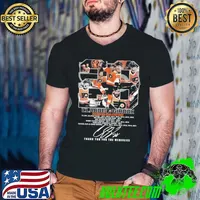 Claude giroux philadelphia flyers thank you for the memories signature Guys V Neck