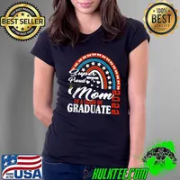 Mens Proud Mom Of a 2022 Graduate Class Of 2022 Rainbow USA Flag T-Shirt Ladies Tee