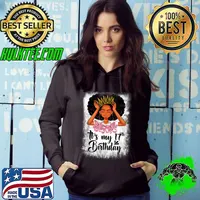 It's My 17th Birthday 17 Year Old Gift Girls Teenager Black Girl Queen Butterlies T-Shirt Hoodie