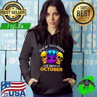 King Of Halloween Are Born In October Skulls Pumpkin Treat Or Trick Queen T-Shirt Hoodie