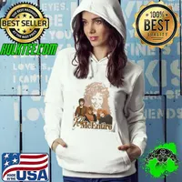 This is the queen of country reba mcentire s Hoodie