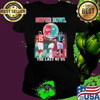 Super Bowl Kansas city Chiefs Philadephia Eagles the last of us Mahomes and Hurts signatures s Ladies tee