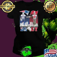 Tom Brady New England Patriots and Tampa Bay Buccaneers signatures s Ladies tee