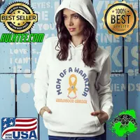 Mom of a Warrior against childhood cancer yellow ribbon and daisy T-Shirt Hoodie