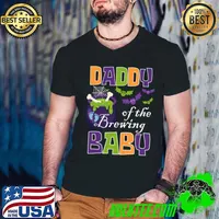 Daddy of The Brewing Baby Halloween Witch Team Baby Shower Spooky T-Shirt Guys V Neck