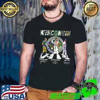 Wisconsin Sports Abbey Road Brett Lorenzo Favre Giannis Antetokounmpo And Robin R Yount Signatures Shirt Guys V Neck