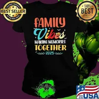 Family Vibes 2025 Making Memories Together Family Holiday Retro Ladies tee