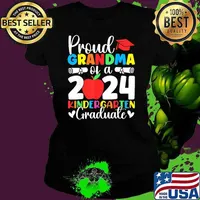 Proud Grandma Class Of 2024 Kindergarten Graduate Apple Back To School T-Shirt