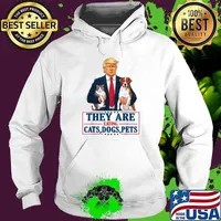 They are eating The dogs The cats The Pets Trump Stars Hoodie