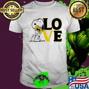 Snoopy hug heart love buffalo wild wings shirt
