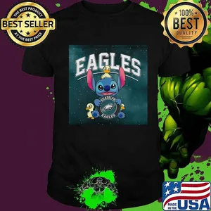 Disney stitch and ducks hug philadelphia eagles  shirt